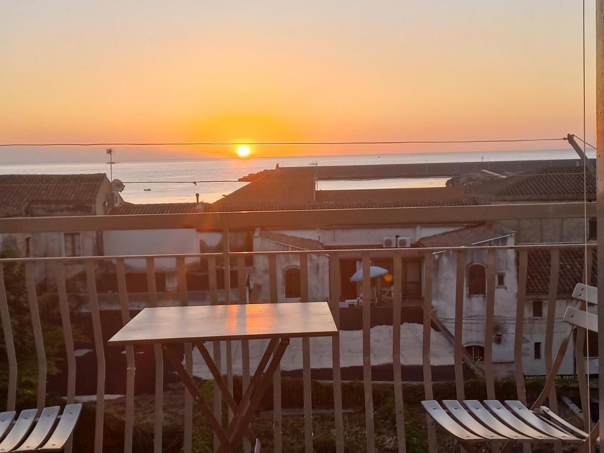 Alba Marina E Tramonti Etnei Riposto Exterior foto