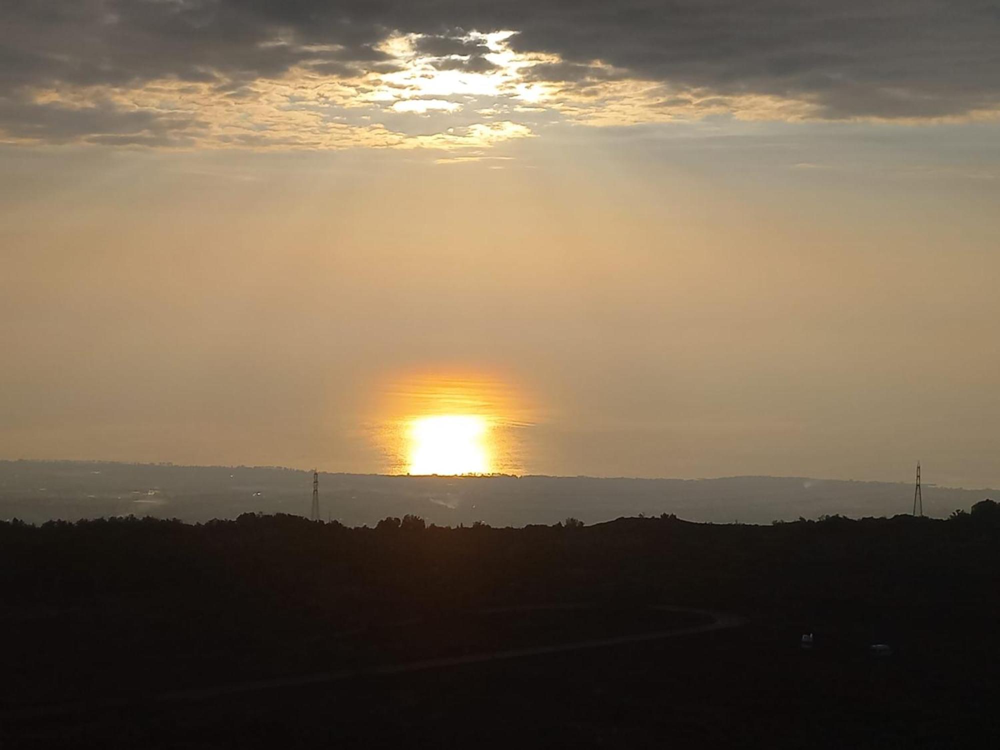 Alba Marina E Tramonti Etnei Riposto Exterior foto
